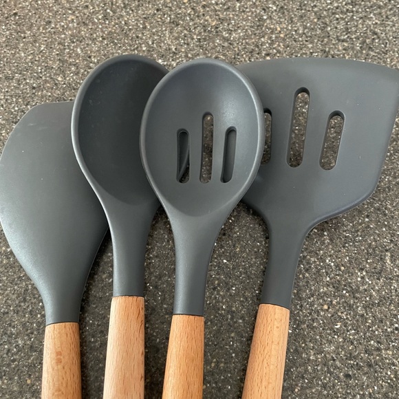 Sir La Table cooking utensils - Picture 3 of 3